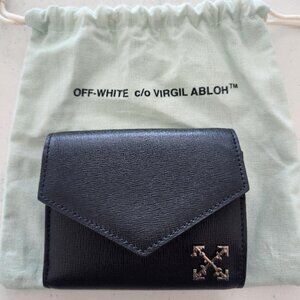 BLACK  WALLET , OFF- WHITE